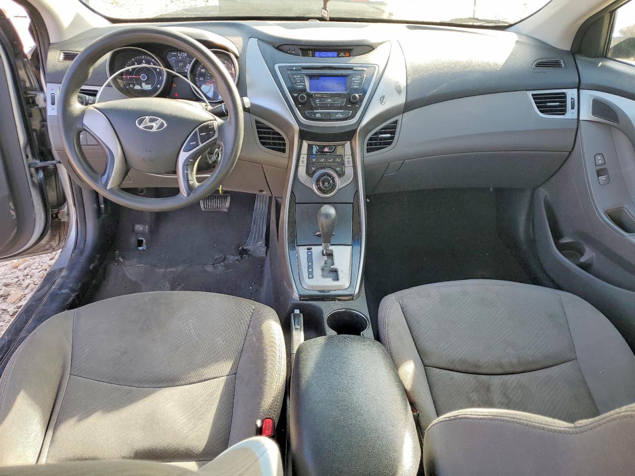 2013 HYUNDAI ELANTRA GLS photo 8