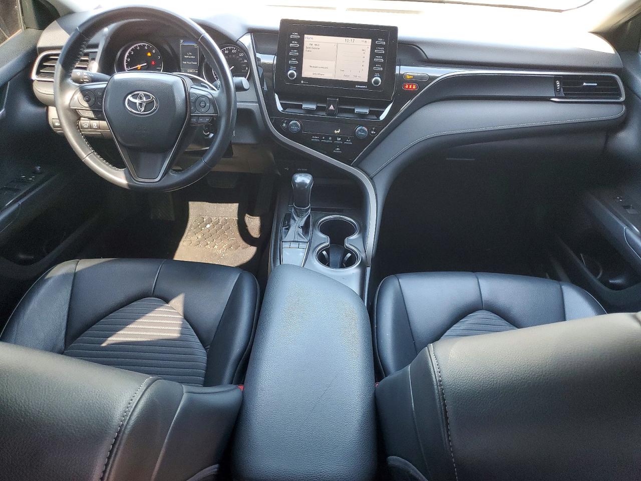 2022 TOYOTA CAMRY SE photo 8