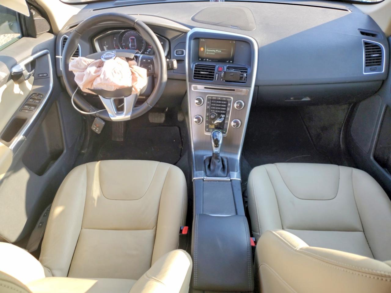 2016 VOLVO XC60 T6 PLATINUM photo 22