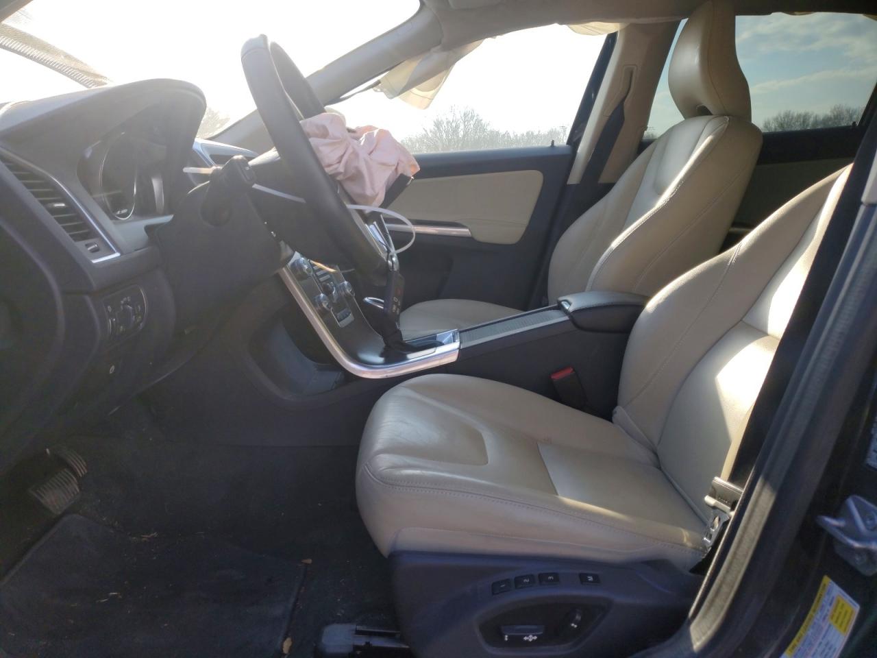 2016 VOLVO XC60 T6 PLATINUM photo 19