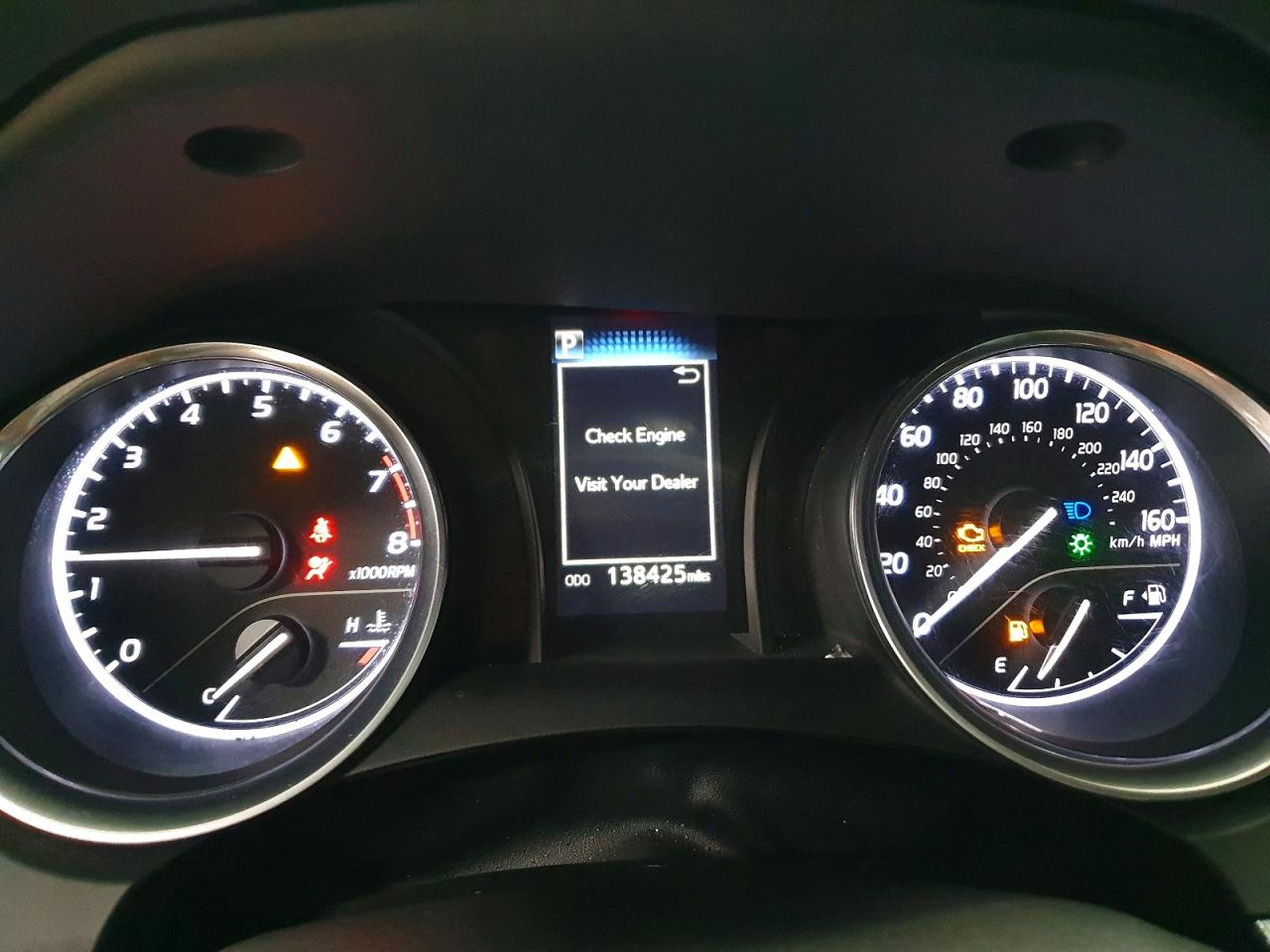 2018 TOYOTA CAMRY SE photo 9