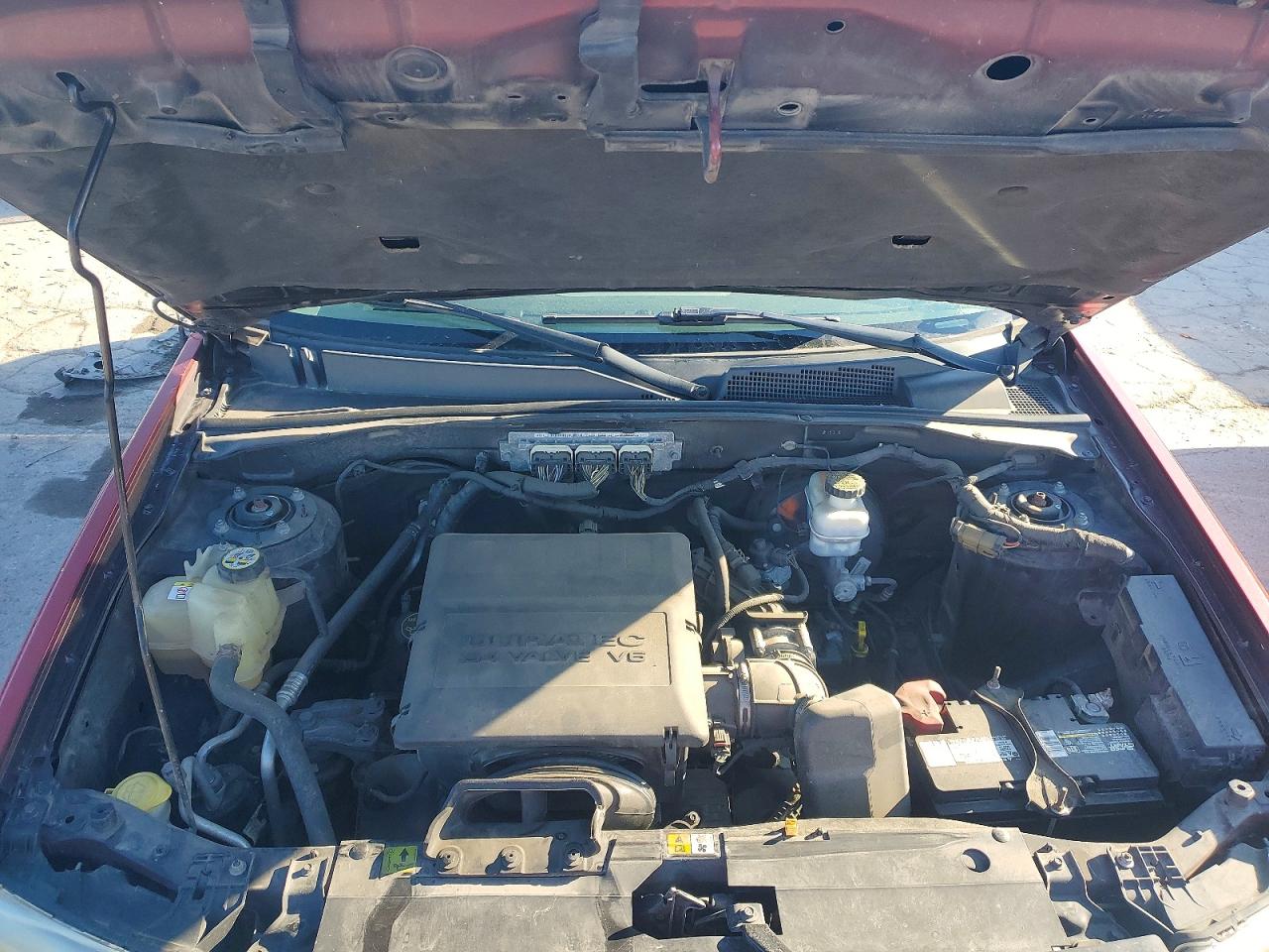 2010 FORD ESCAPE XLT photo 34