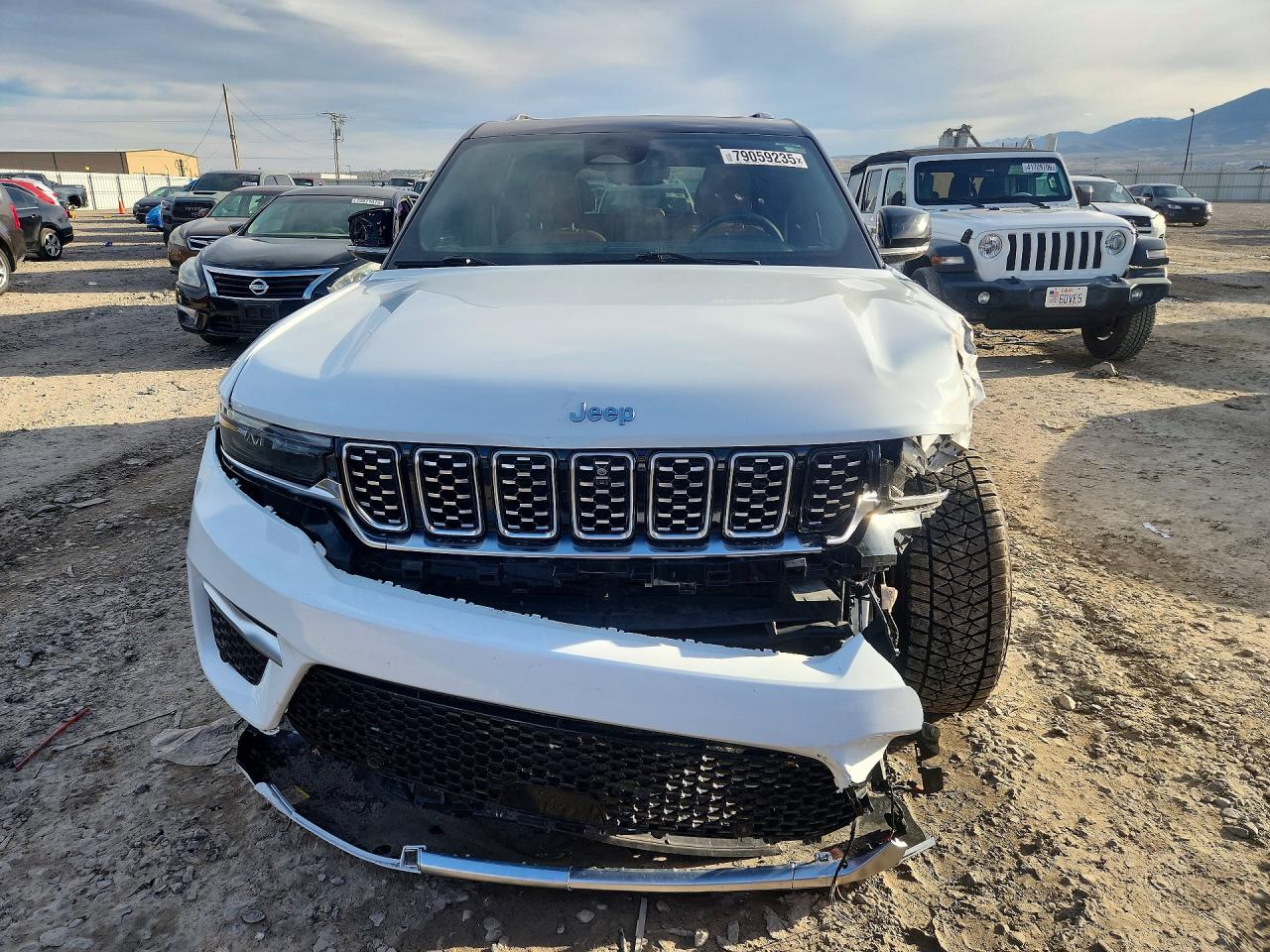 2023 JEEP GRAND CHEROKEE SUMMIT 4XE photo 9