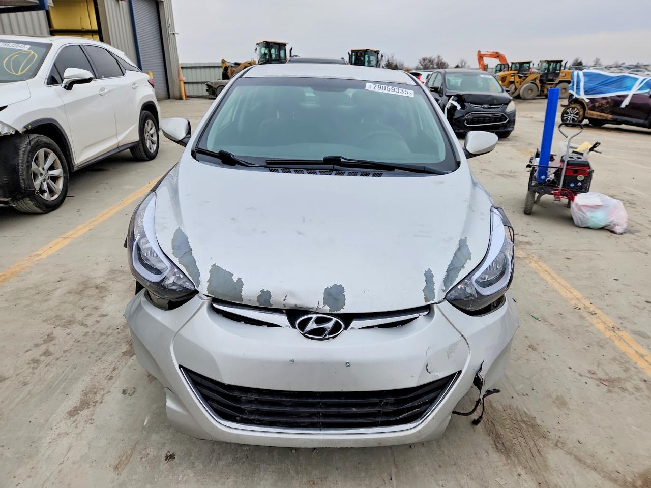 2016 HYUNDAI ELANTRA SE photo 5
