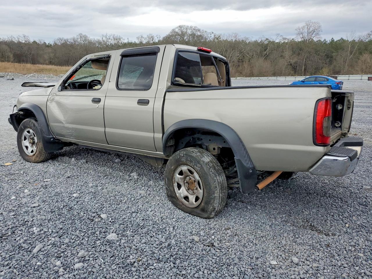 2000 NISSAN FRONTIER XE photo 2