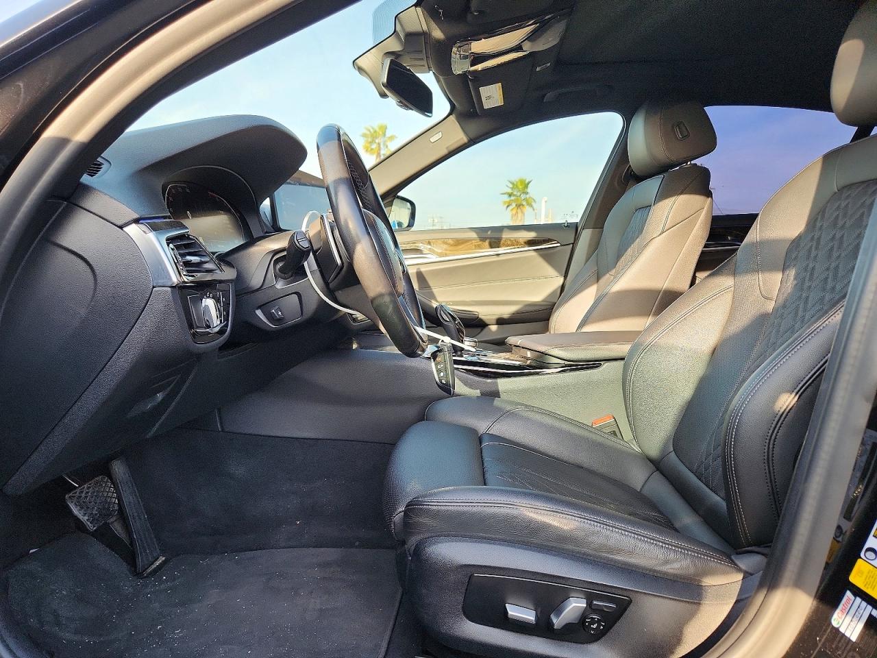 2021 BMW 530 I photo 13