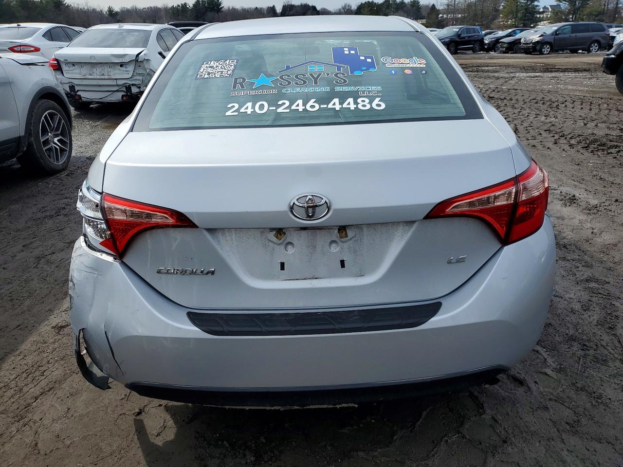 2017 TOYOTA COROLLA LE photo 16