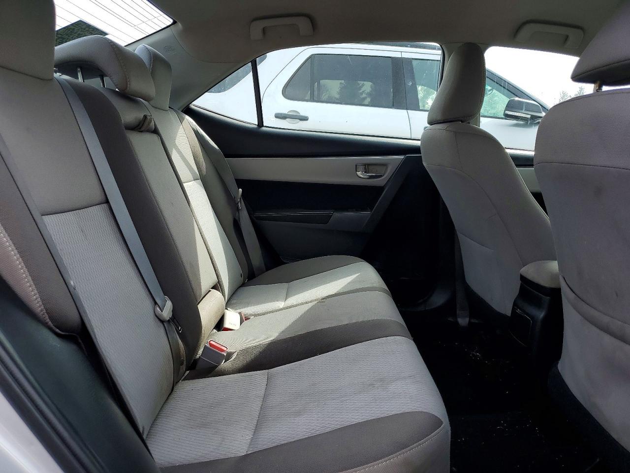 2017 TOYOTA COROLLA LE photo 28