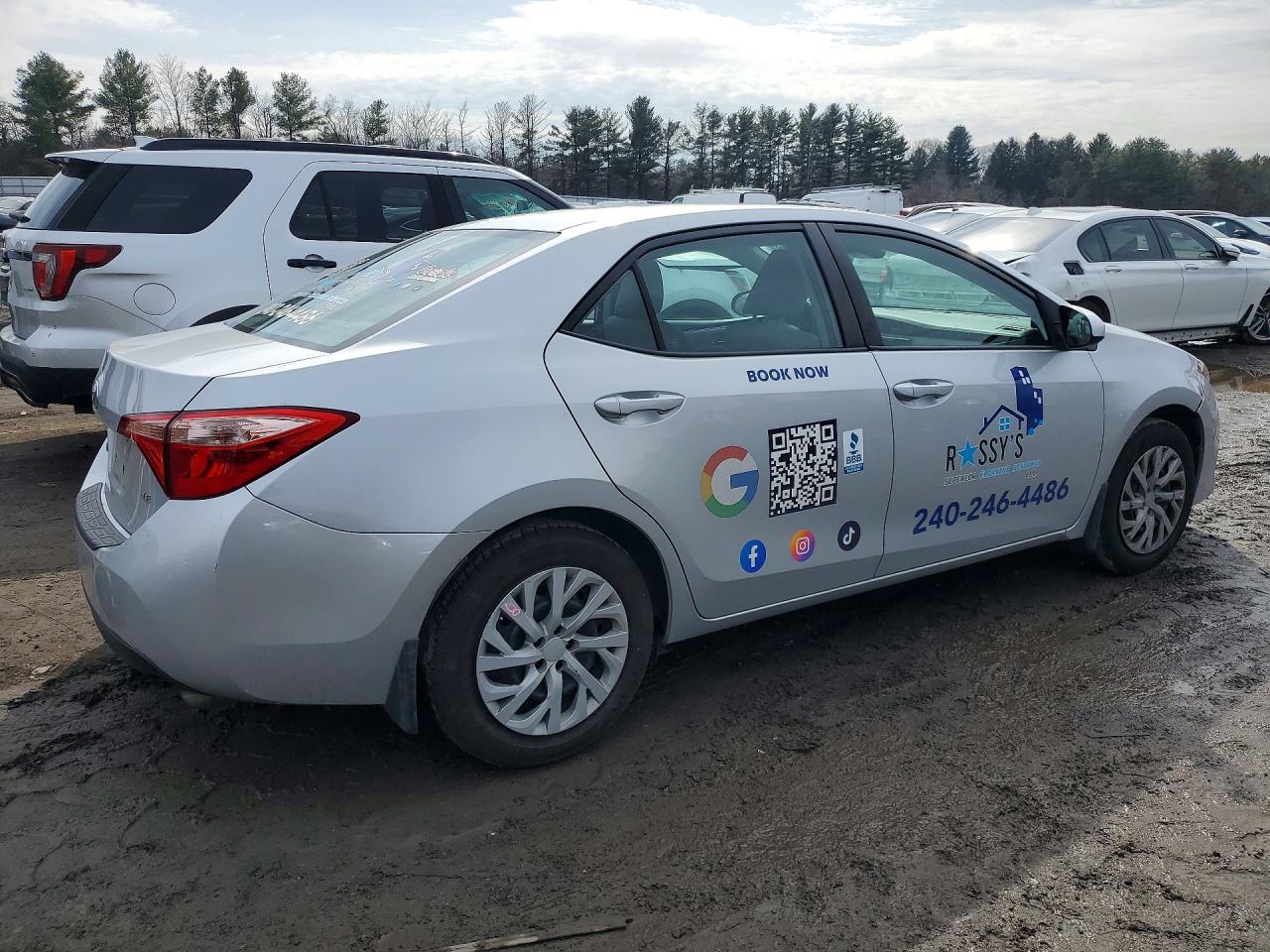 2017 TOYOTA COROLLA LE photo 7