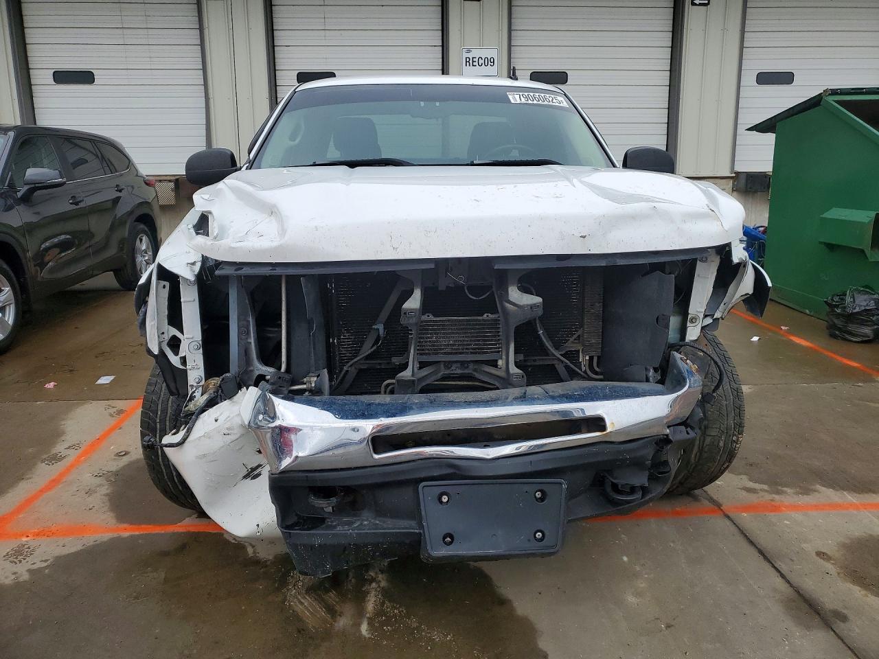 2009 CHEVROLET SILVERADO K1500 LT photo 9