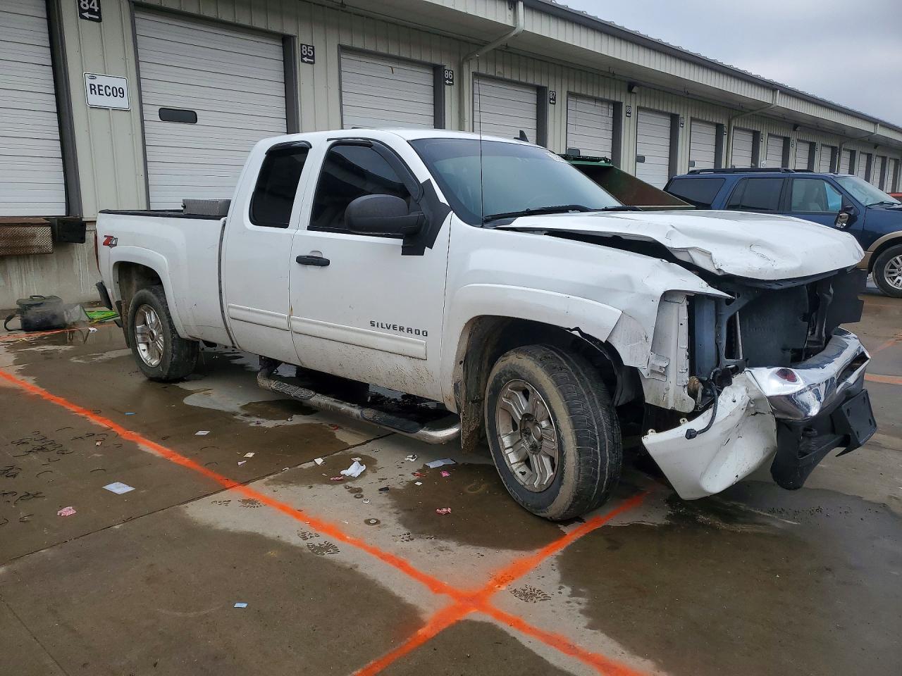 2009 CHEVROLET SILVERADO K1500 LT photo 7