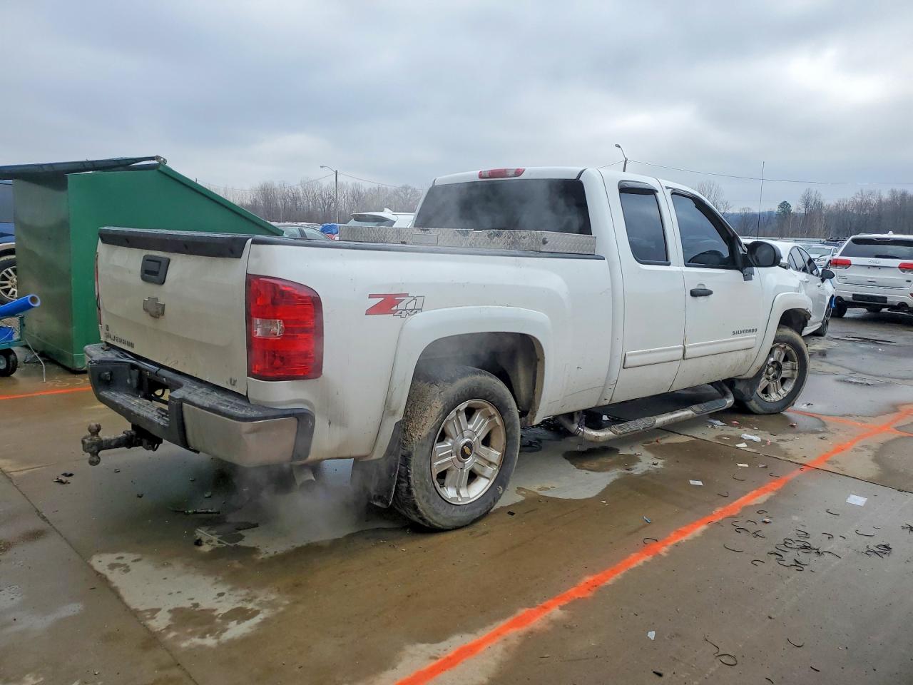 2009 CHEVROLET SILVERADO K1500 LT photo 5