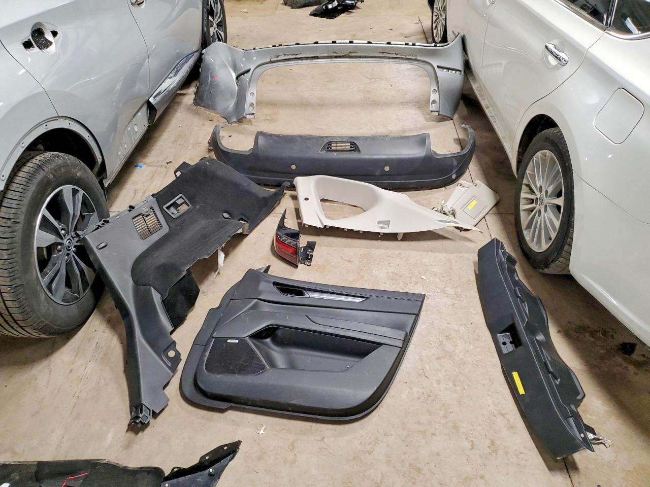 2020 NISSAN MURANO S photo 25