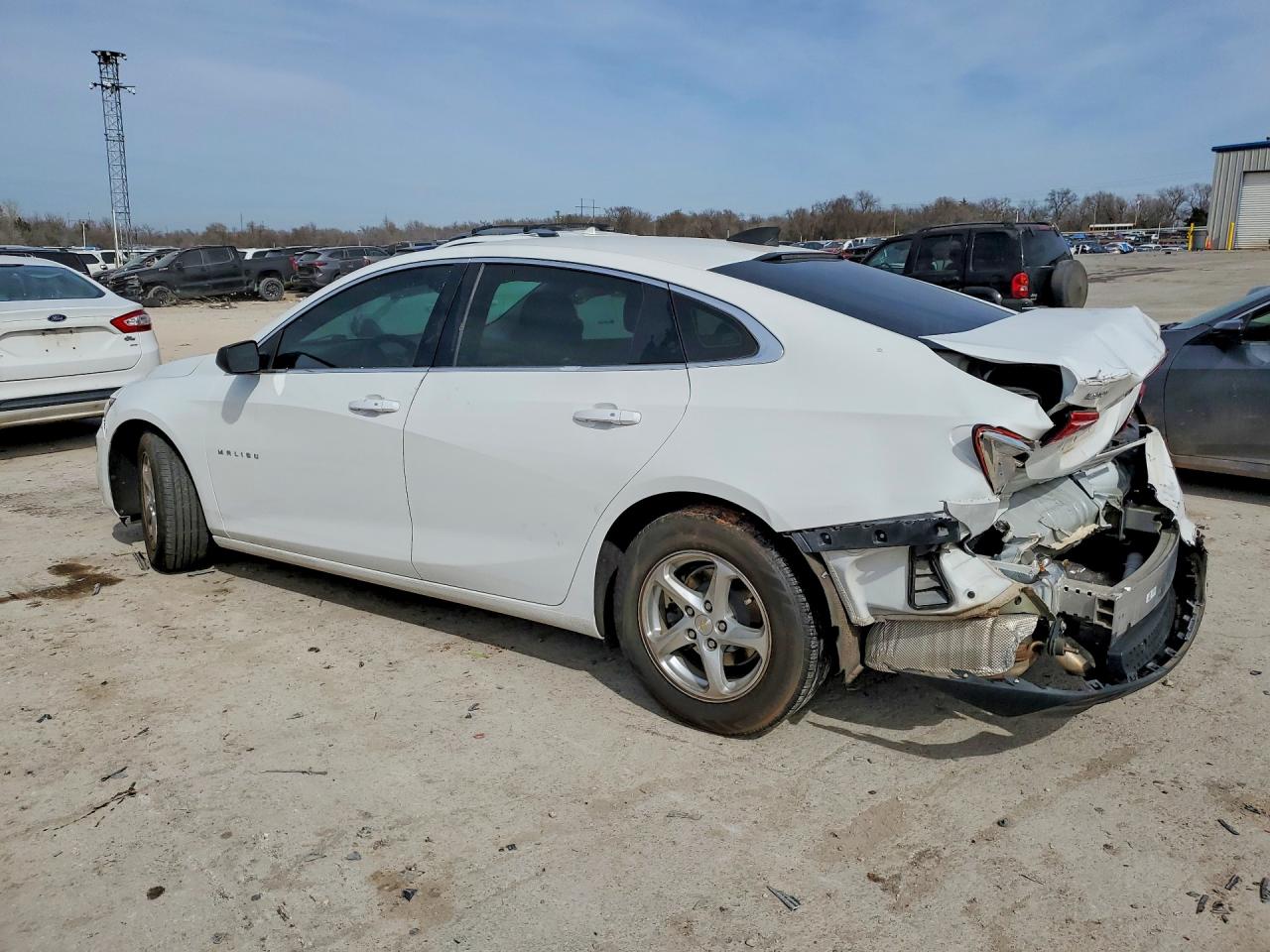 2018 CHEVROLET MALIBU LS photo 2