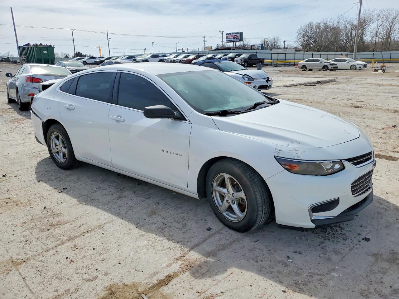 2018 CHEVROLET MALIBU LS photo 4