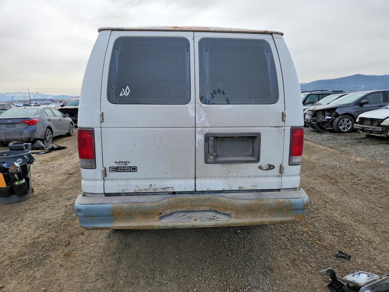 2004 FORD ECONOLINE E250 VAN photo 6