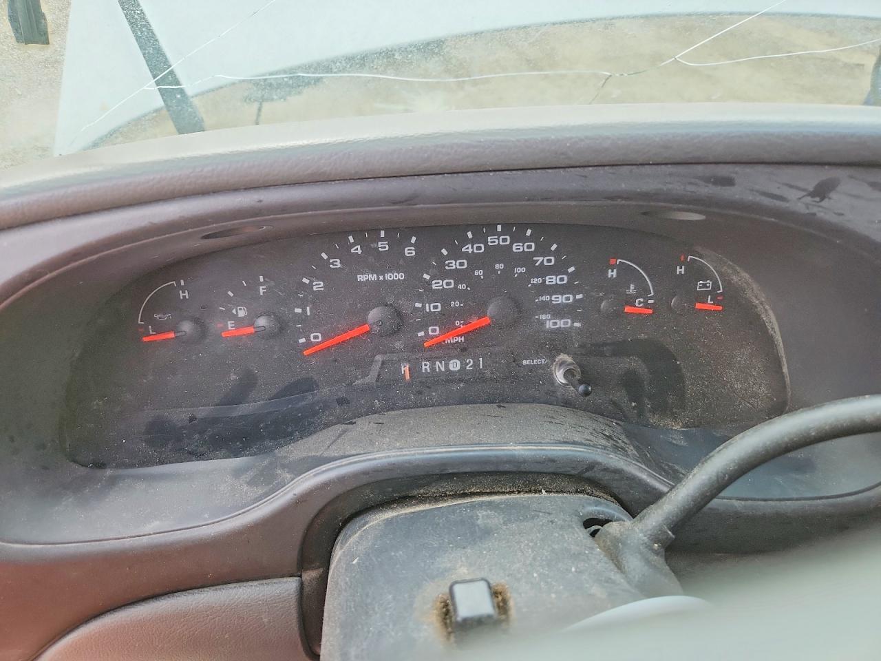 2004 FORD ECONOLINE E250 VAN photo 9