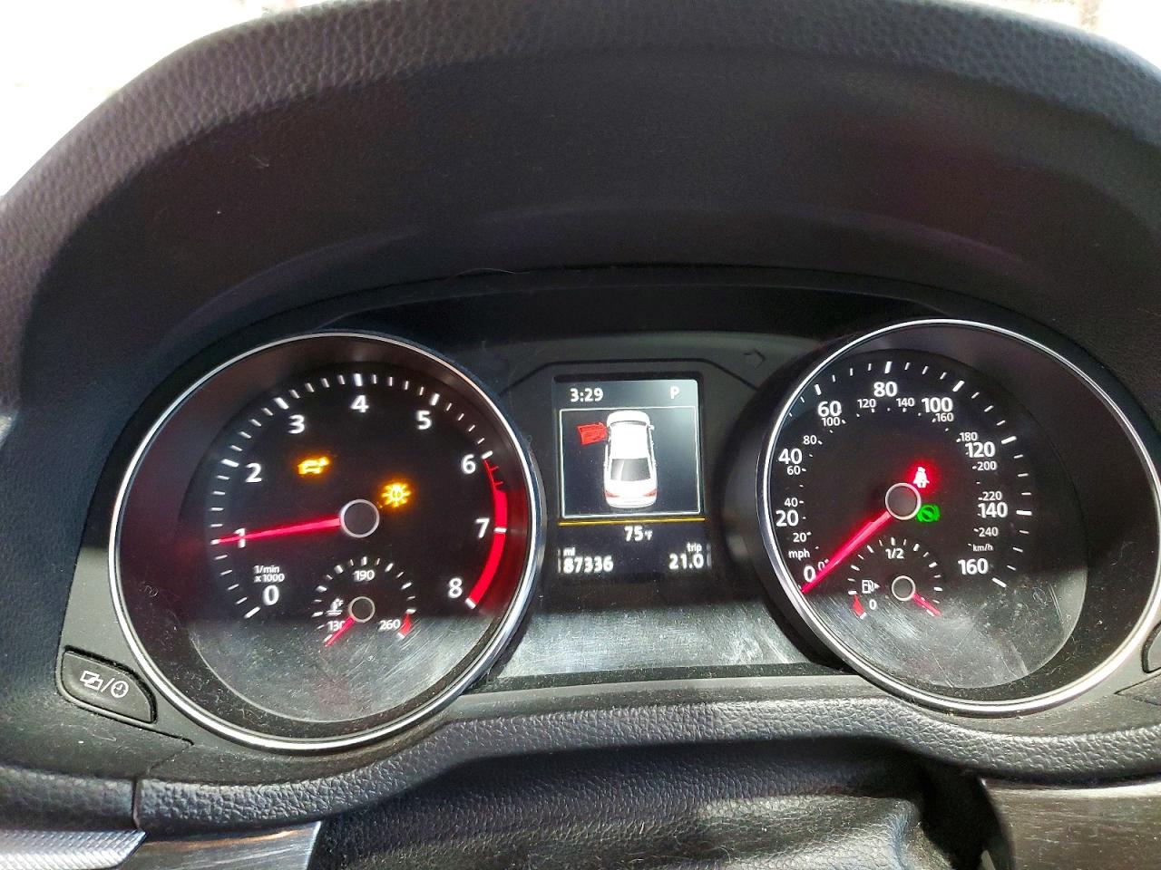 2017 VOLKSWAGEN PASSAT photo 9