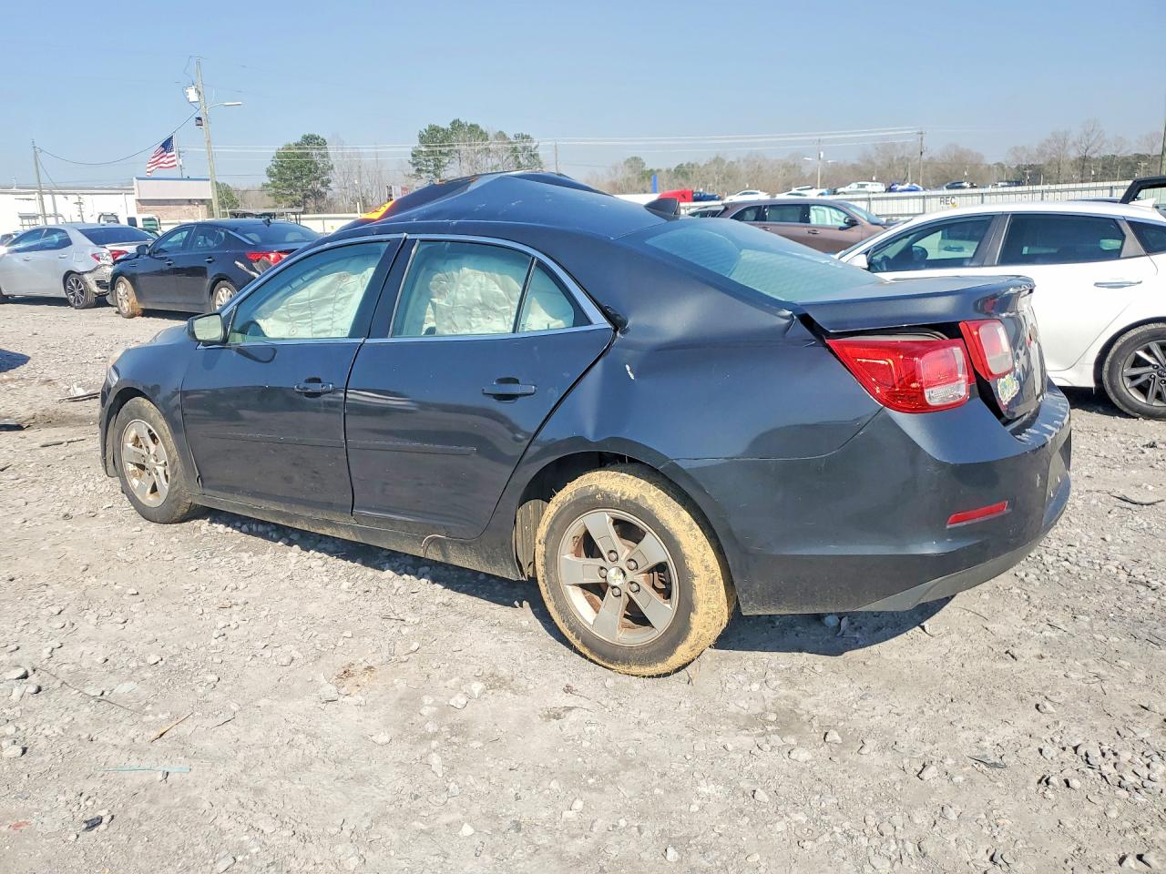 2014 CHEVROLET MALIBU LS photo 3
