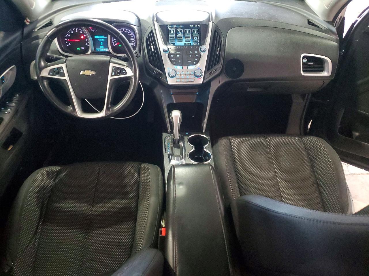 2015 CHEVROLET EQUINOX LT photo 8