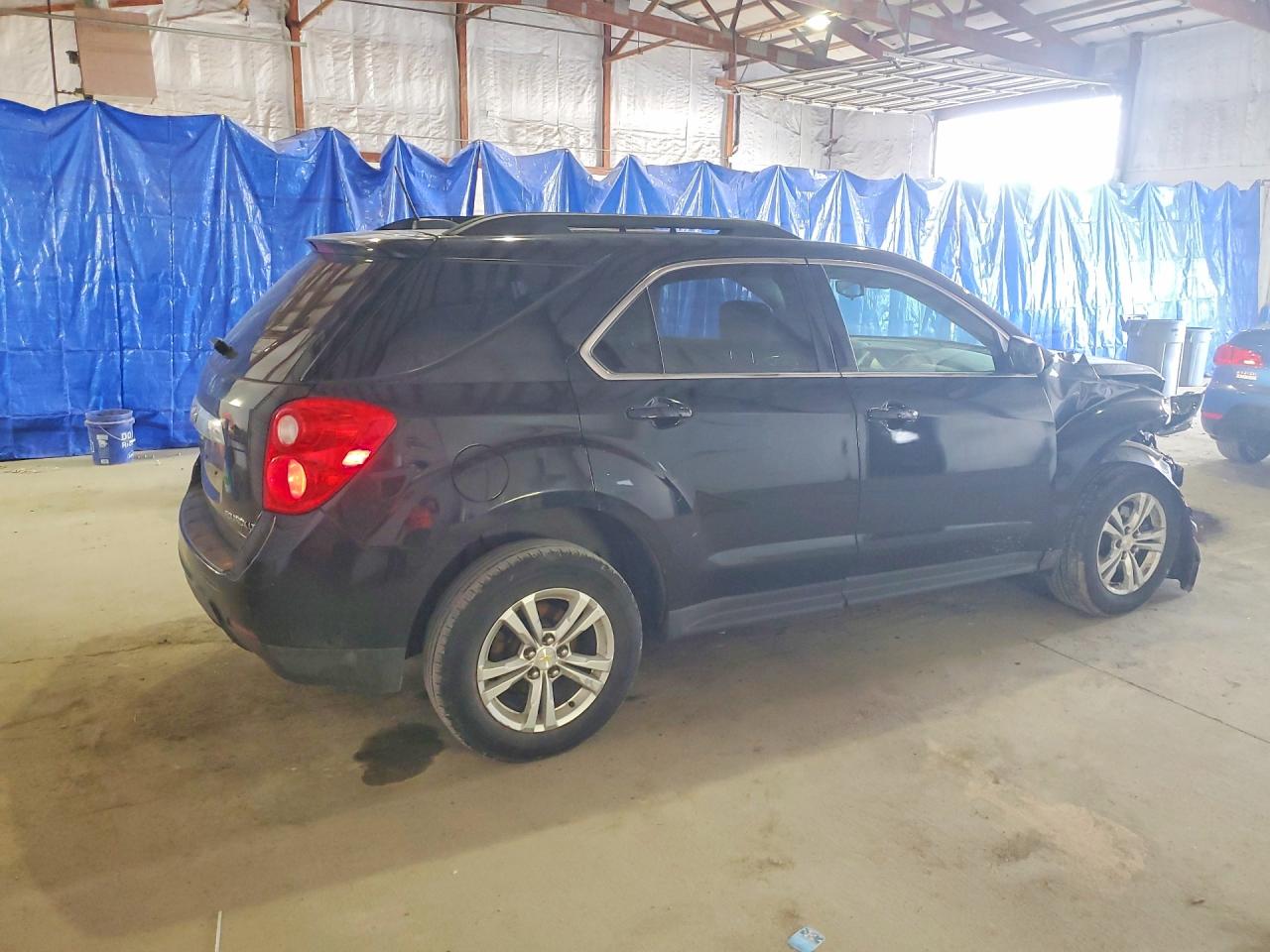 2015 CHEVROLET EQUINOX LT photo 3