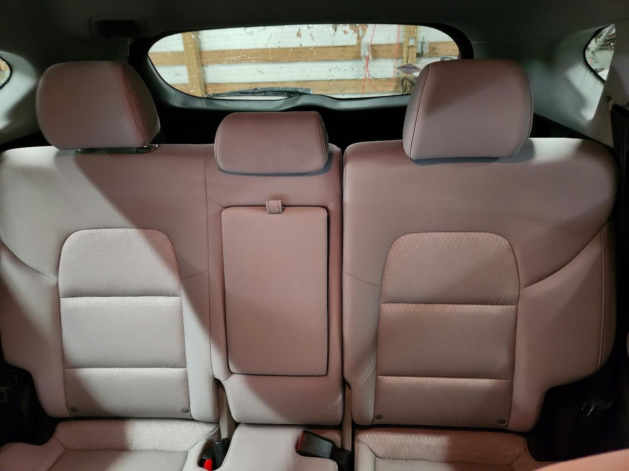 2017 HYUNDAI TUCSON SE photo 10