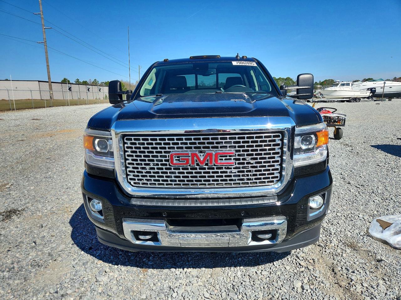 2015 GMC SIERRA K2500 DENALI photo 5