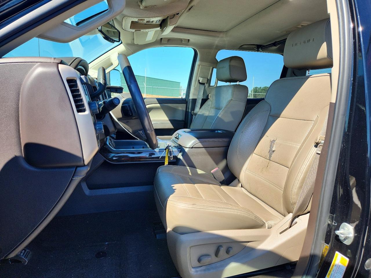 2015 GMC SIERRA K2500 DENALI photo 7
