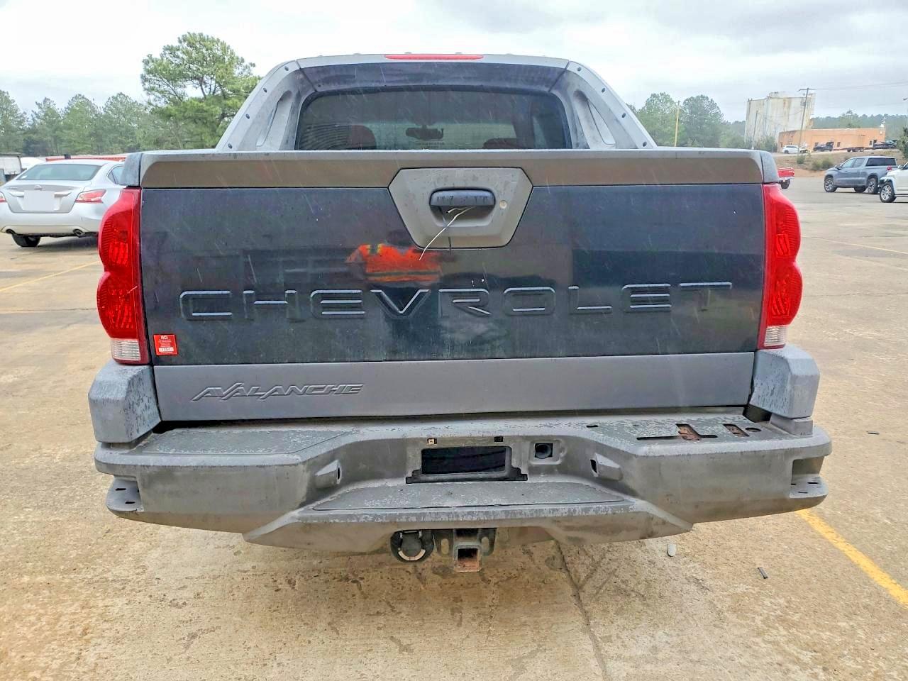 2002 CHEVROLET AVALANCHE K1500 photo 6