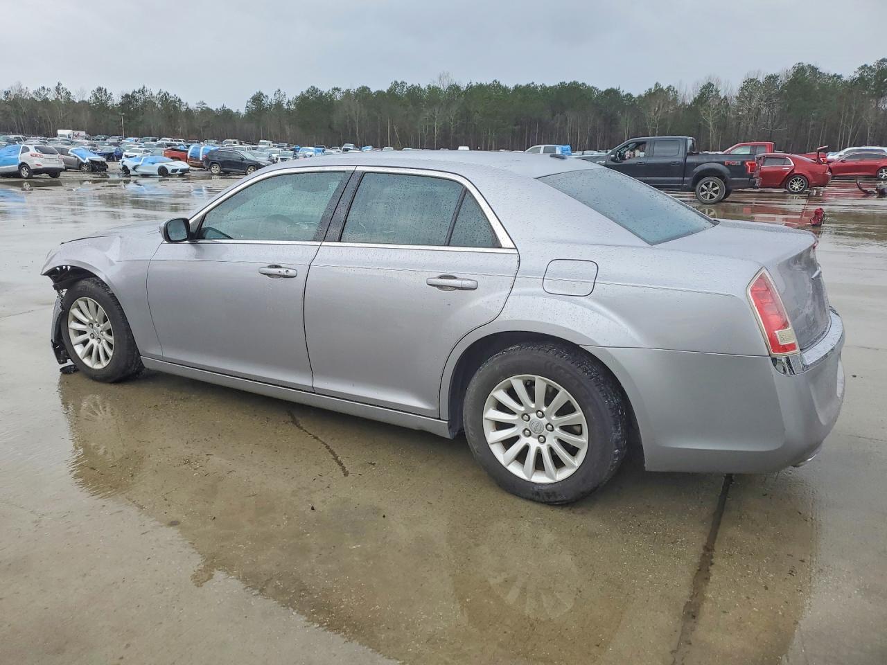 2014 CHRYSLER 300 photo 3