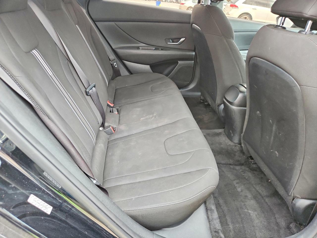 2023 HYUNDAI ELANTRA photo 10