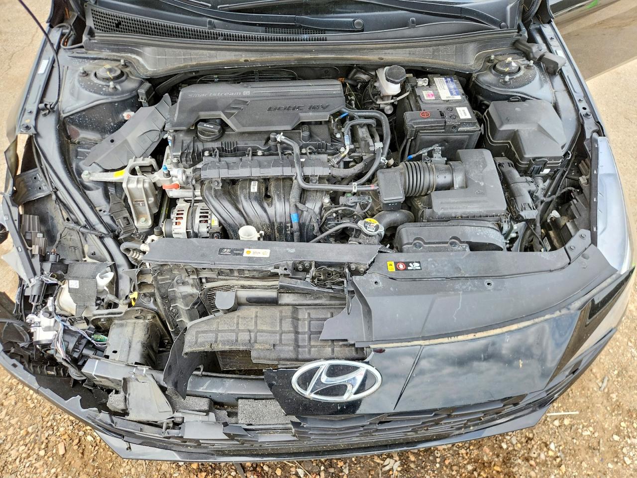 2023 HYUNDAI ELANTRA photo 11