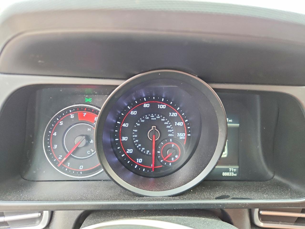 2023 HYUNDAI ELANTRA photo 9