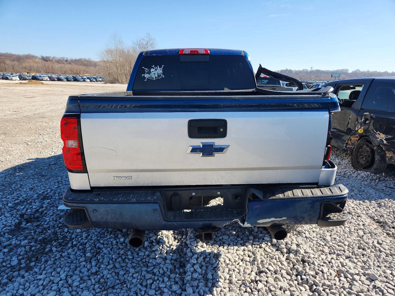 2017 CHEVROLET SILVERADO K1500 LT photo 6