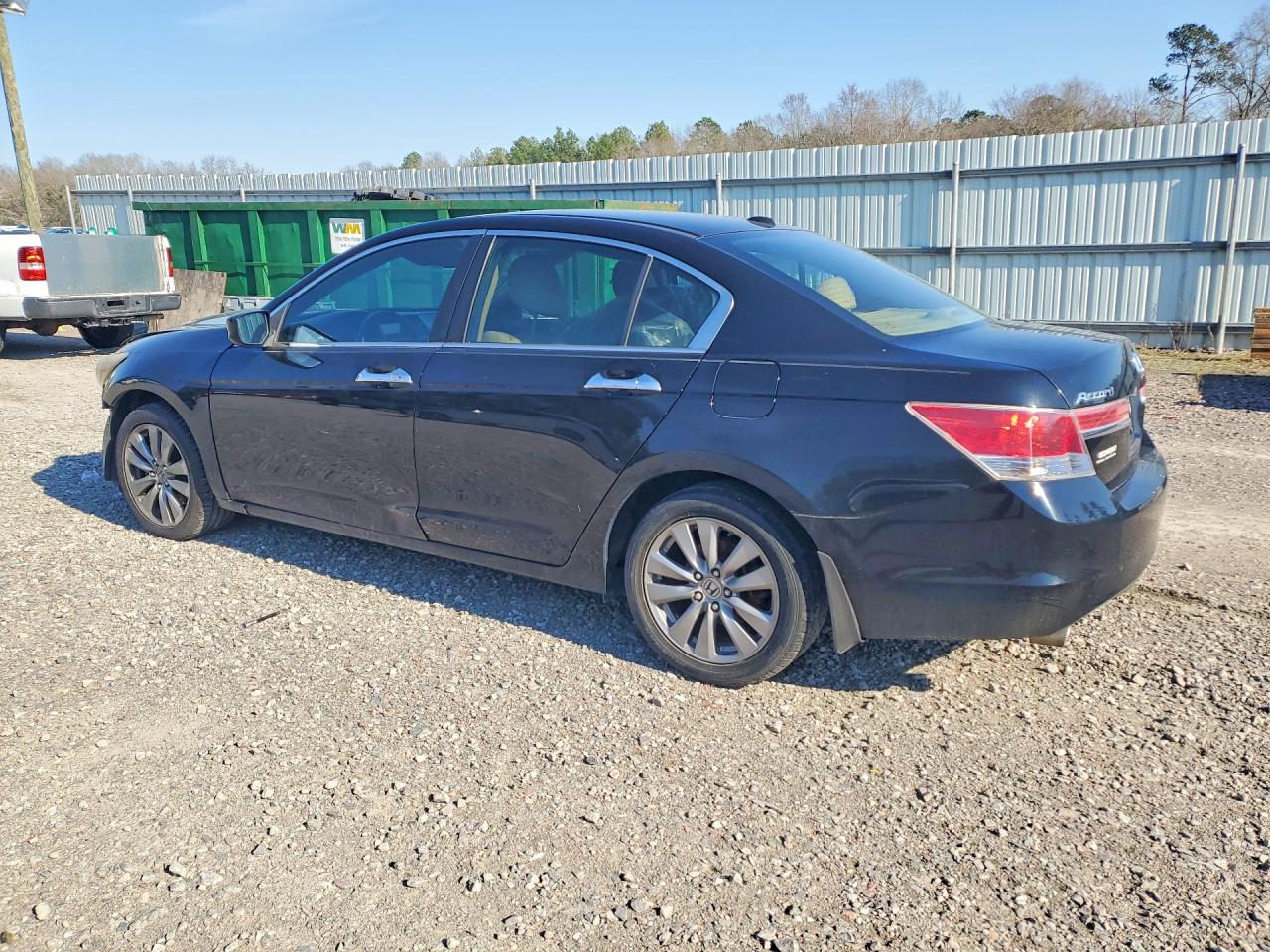 2011 HONDA ACCORD photo 2