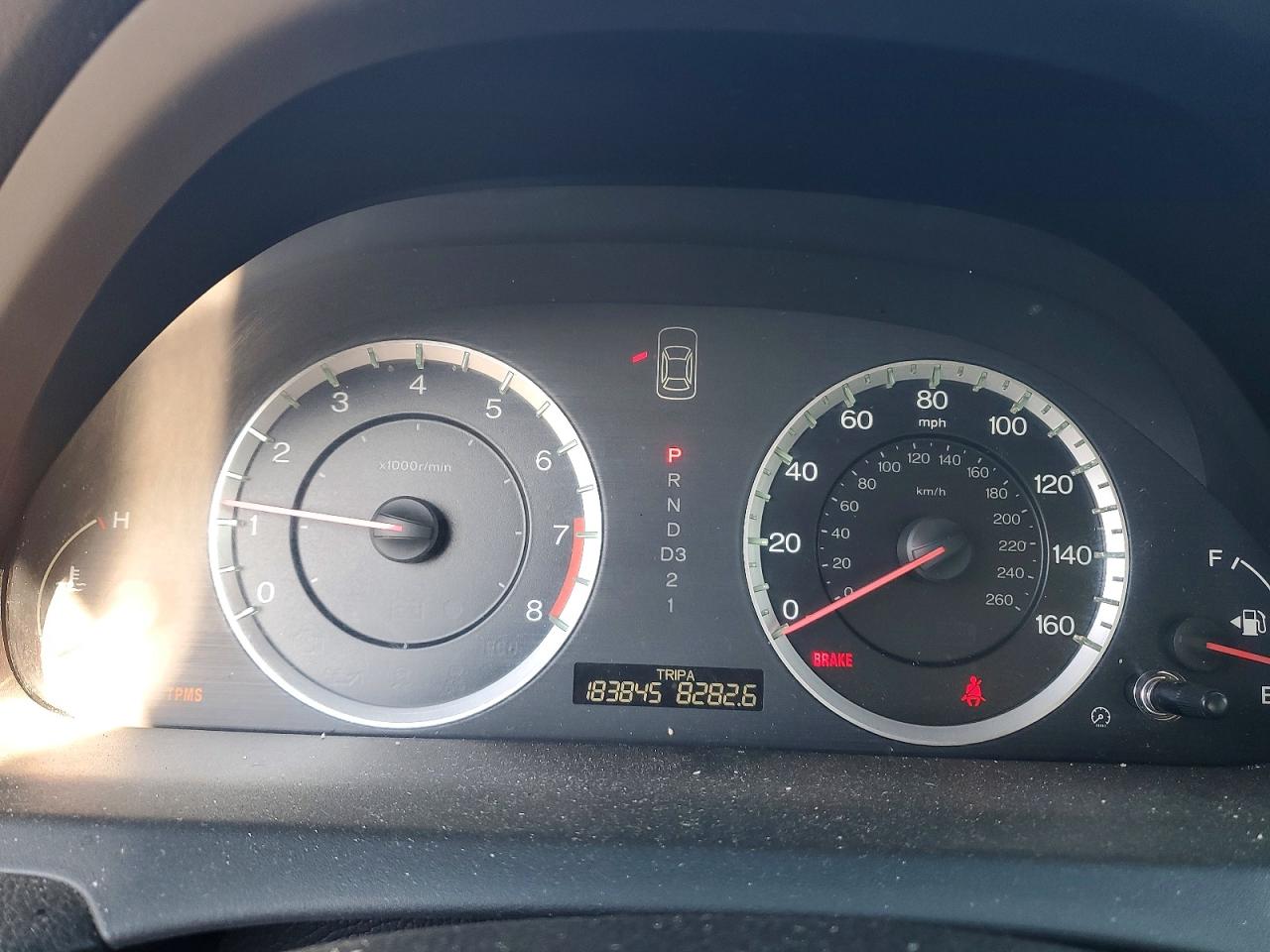 2011 HONDA ACCORD photo 9