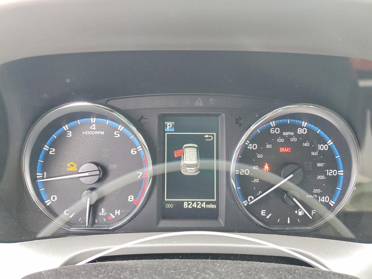 2016 TOYOTA RAV4 XLE photo 17
