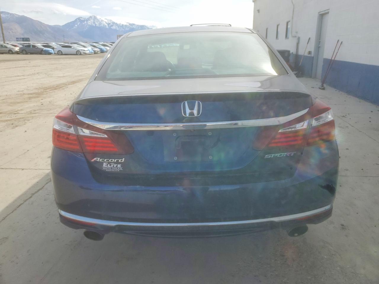 2016 HONDA ACCORD SPORT photo 6