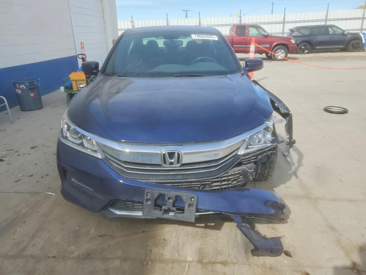 2016 HONDA ACCORD SPORT photo 5