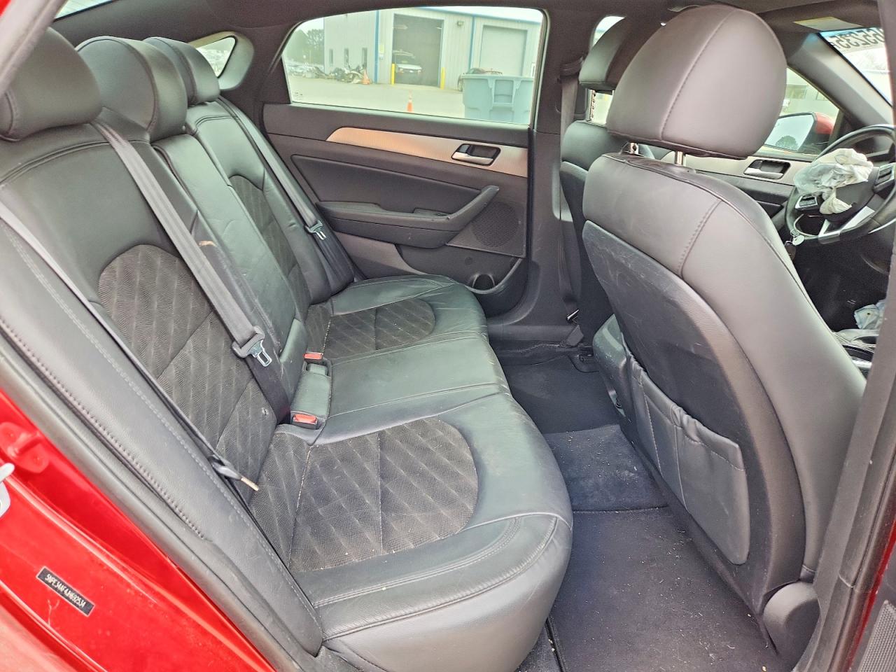 2018 HYUNDAI SONATA SPORT photo 19