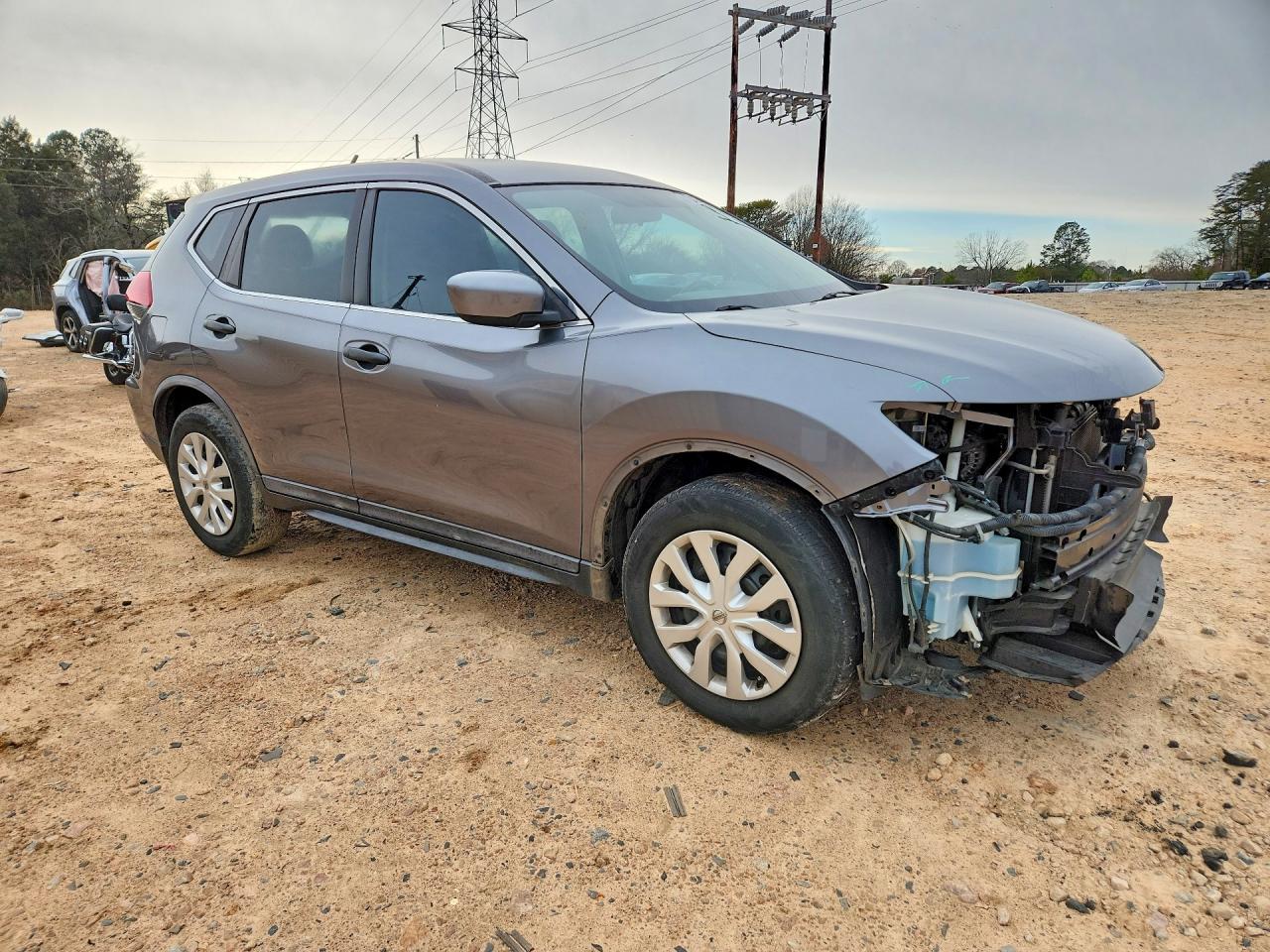 2018 NISSAN ROGUE S photo 4