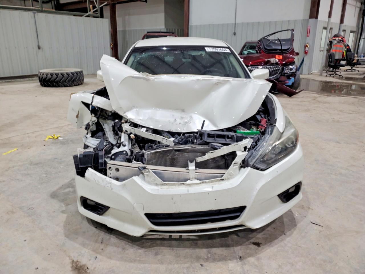 2017 NISSAN ALTIMA 2.5 SR photo 9