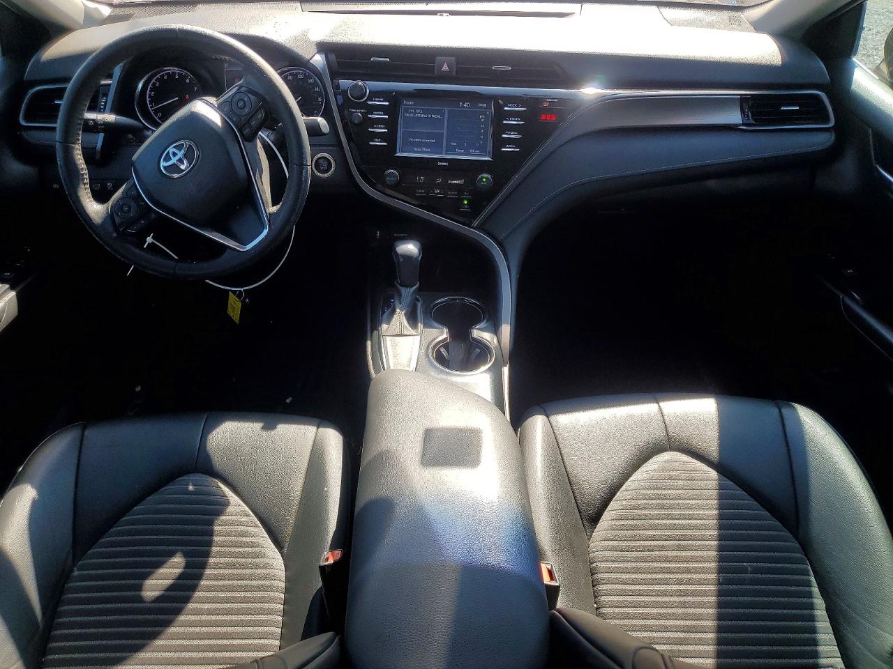 2020 TOYOTA CAMRY SE photo 22