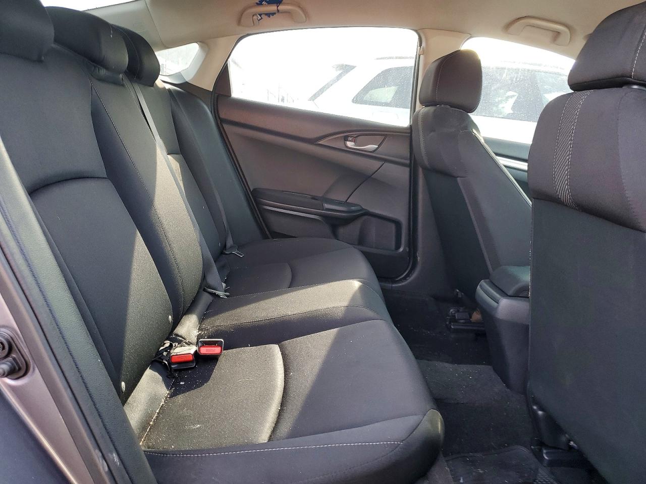 2017 HONDA CIVIC LX photo 19