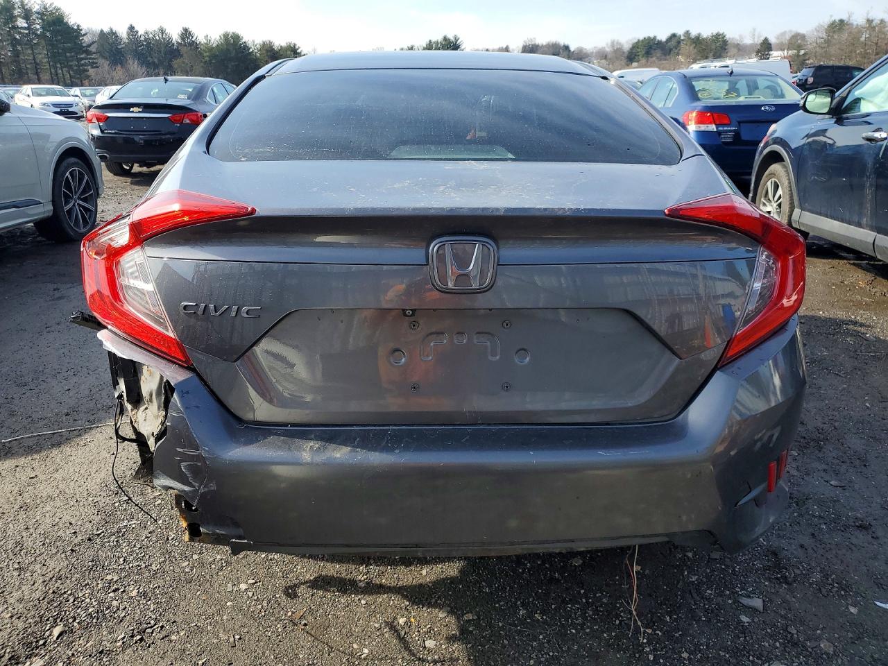 2017 HONDA CIVIC LX photo 11