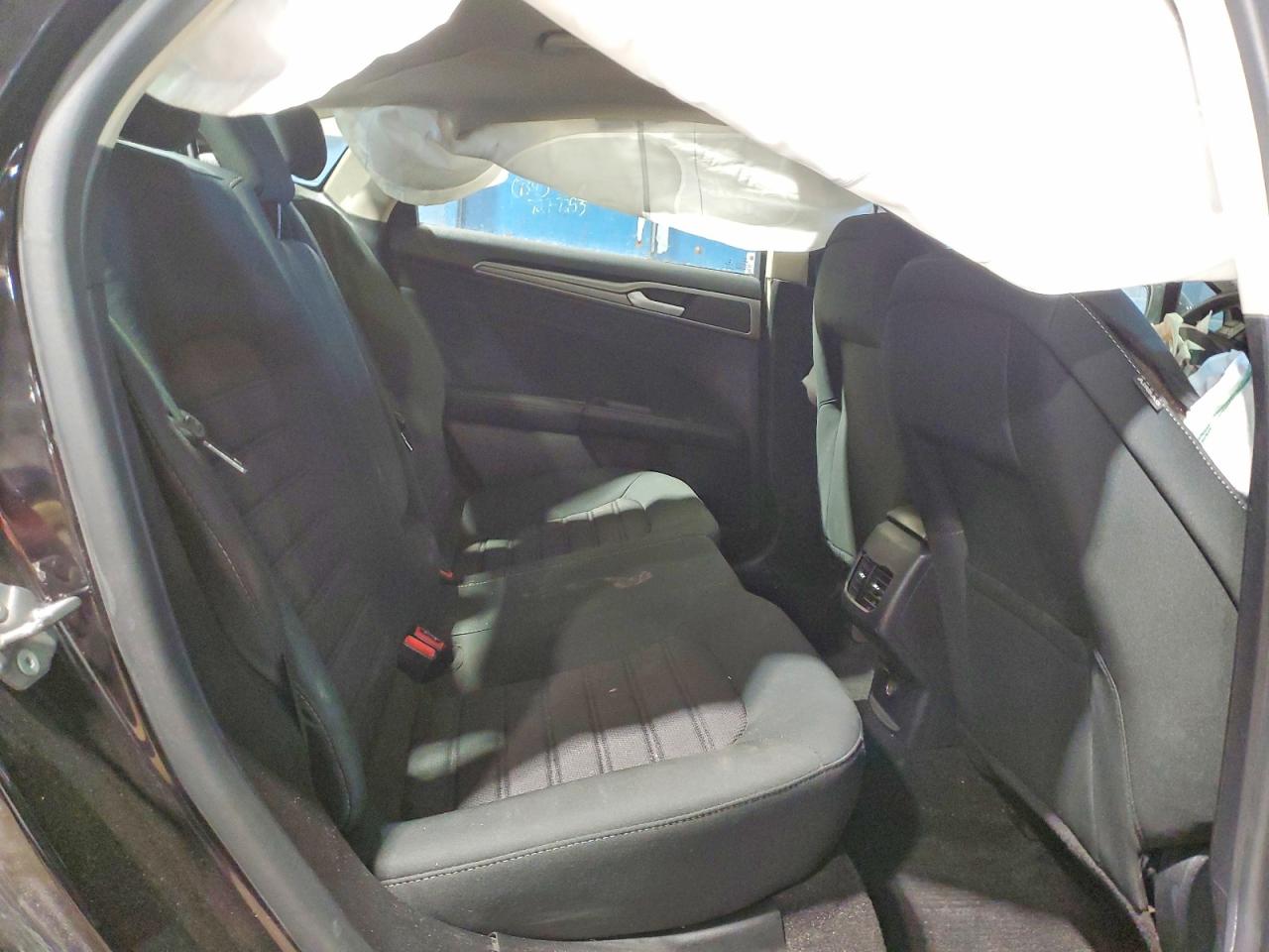 2020 FORD FUSION SE photo 19