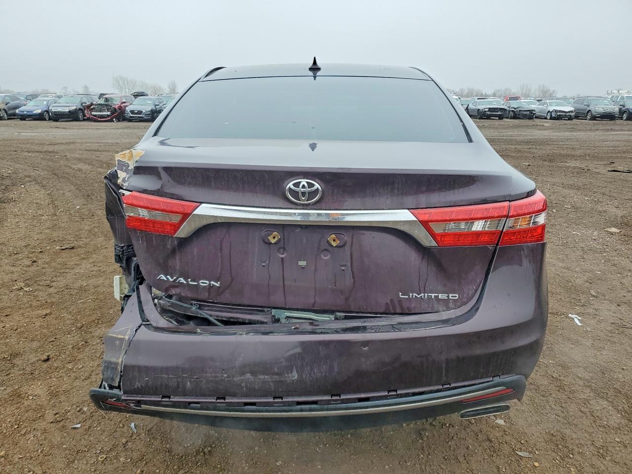 2016 TOYOTA AVALON LIMITED photo 11