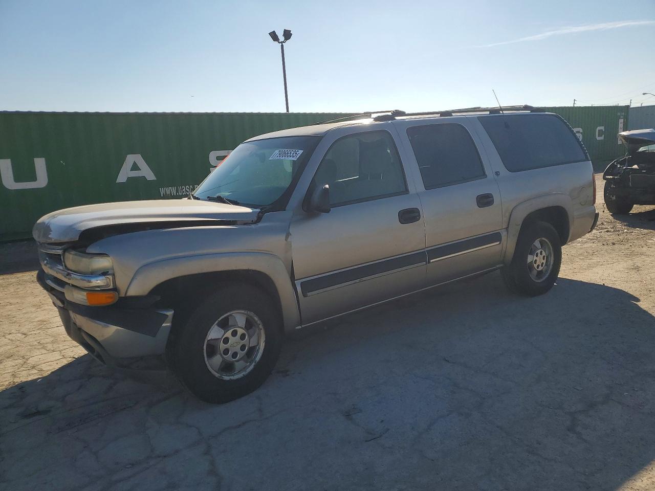 2001 CHEVROLET SUBURBAN