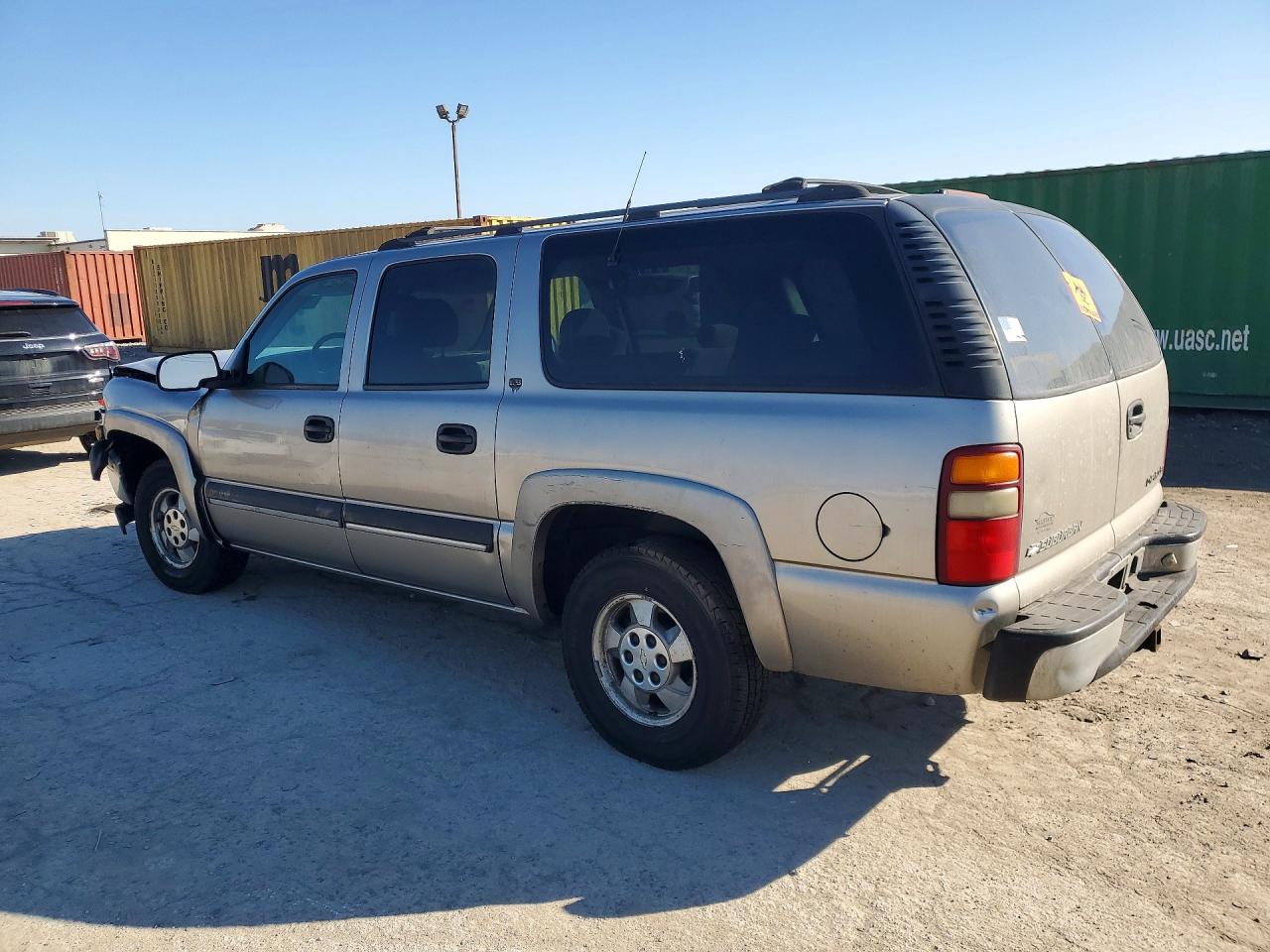 2001 CHEVROLET SUBURBAN C1500 photo 3