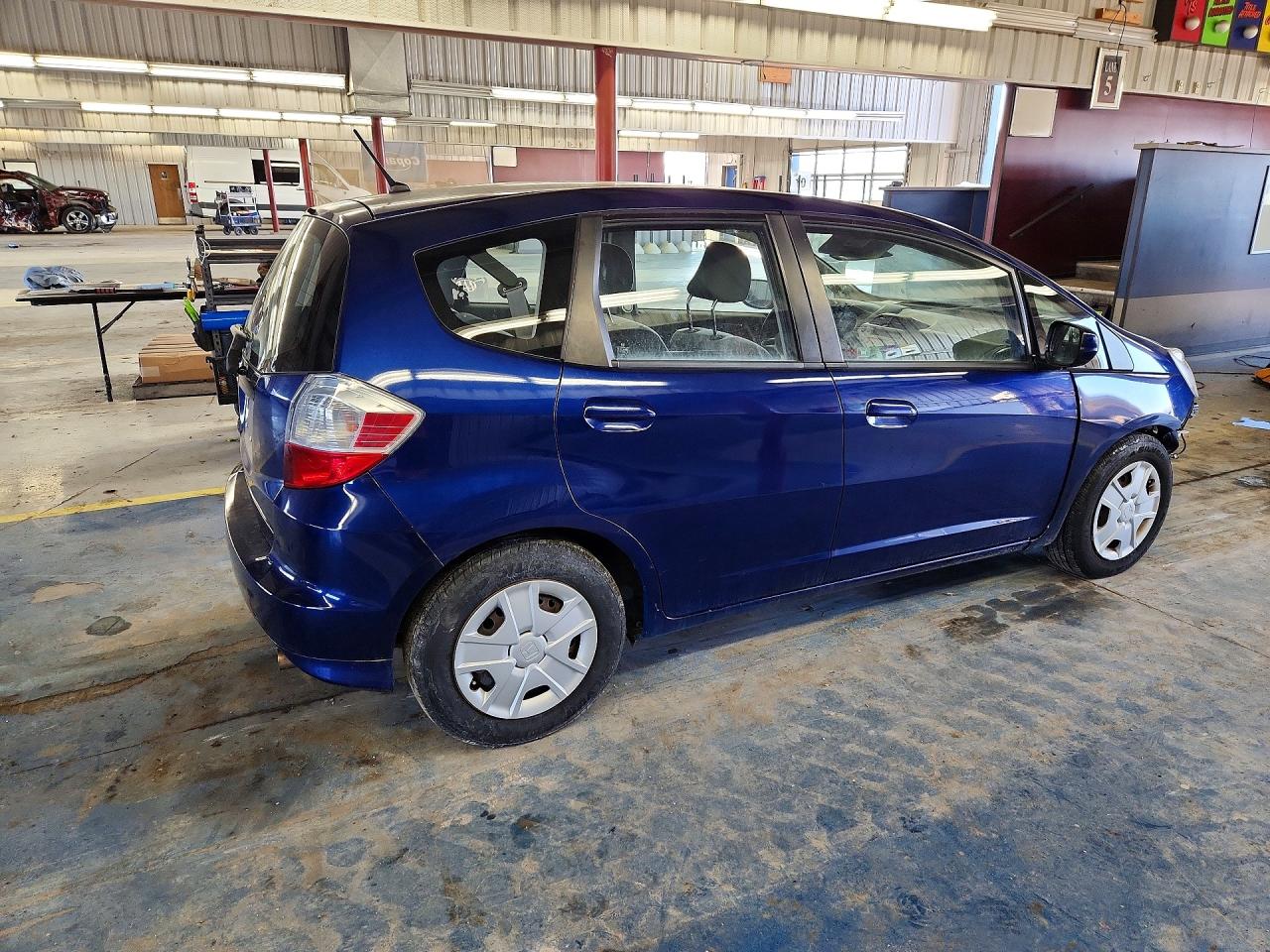 2013 HONDA FIT photo 5